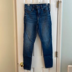 American Eagle Curvy Jeans size 6